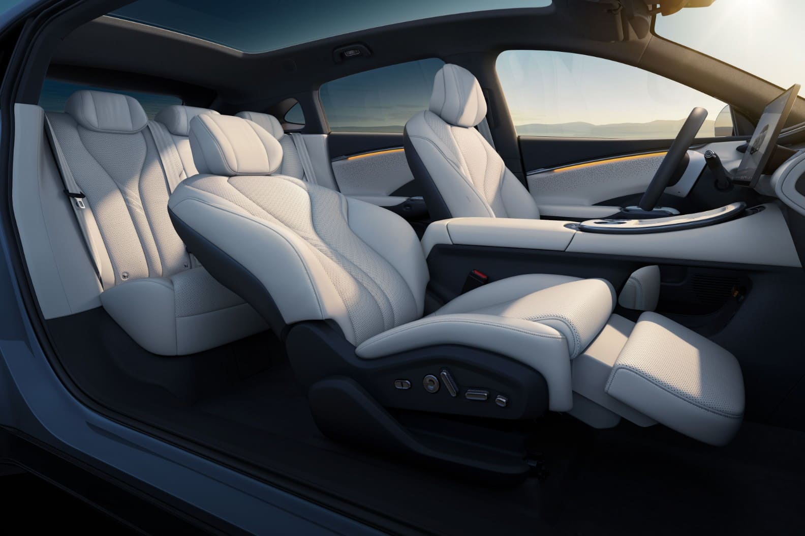 X-Peng G7 PHEV. Інтер'єр і комфорт